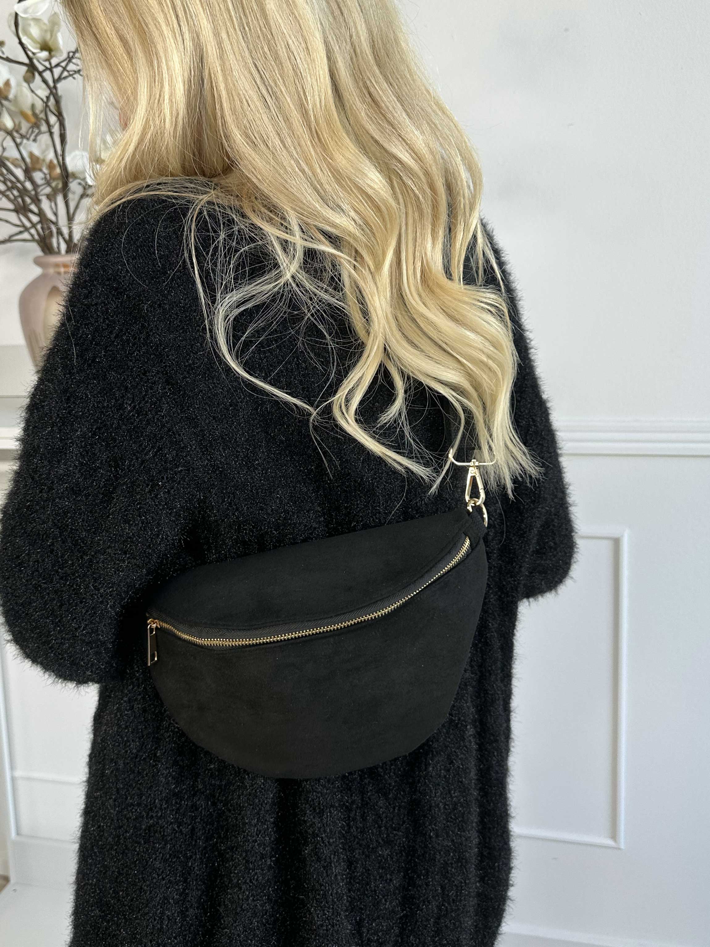Belicia - Liten crossbody-väska i mockalook